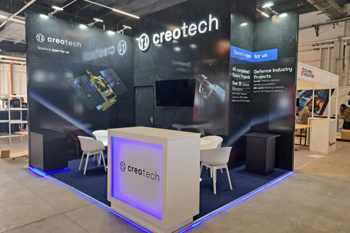 creotech realizacja stoiska 2